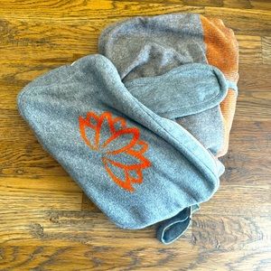 Pink Lemonade Lotus Relax travel blanket and eye mask